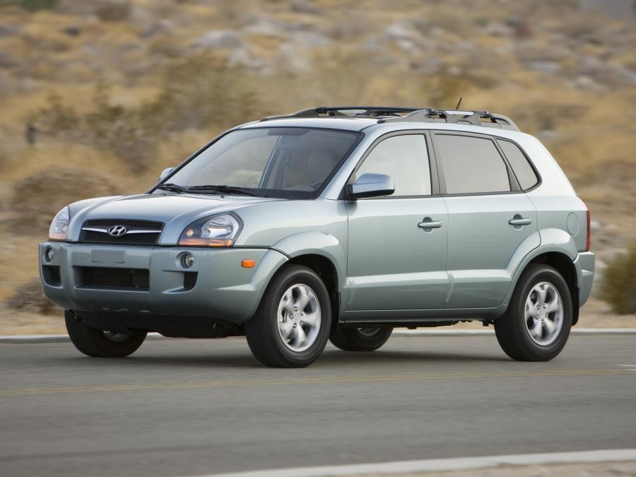  Hyundai Tucson 2005 года  (US) (фото 12 из 16)